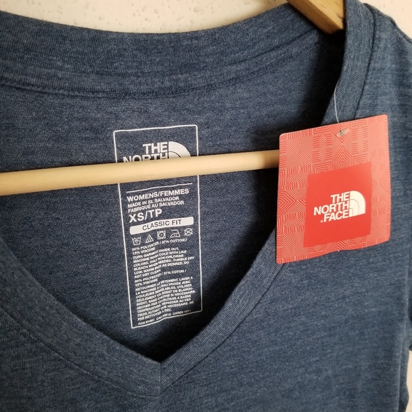 The North Face Classic Fit V Neck Tee - Picture 2 of 4
